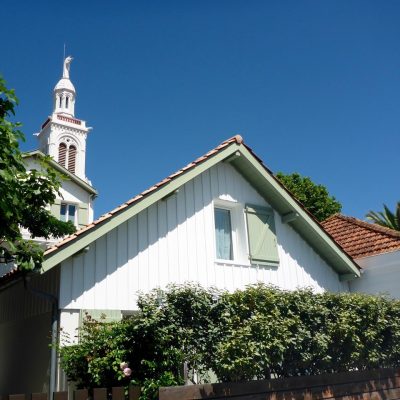 Shack atmosphere and the charm of Arcachon for this pretty house close to the beach.